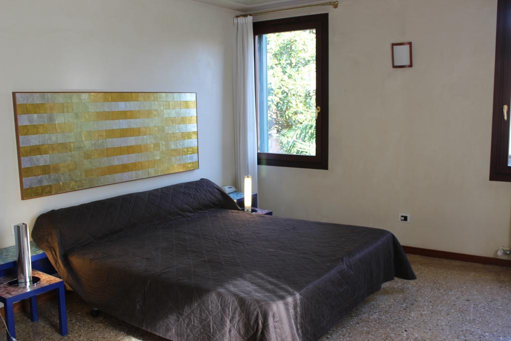 Domus Orsoni Bed & Breakfast Venice Exterior photo